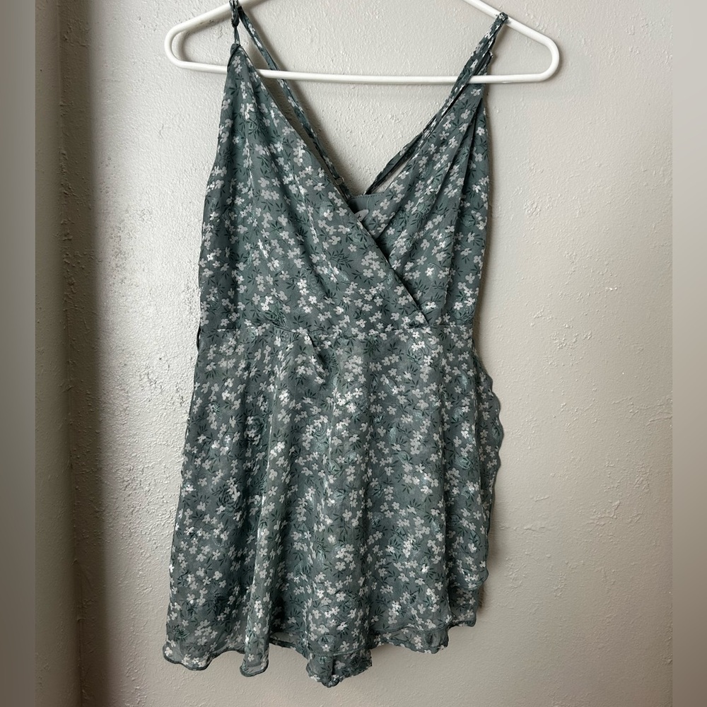 Revamped Sage Green Floral M Dress